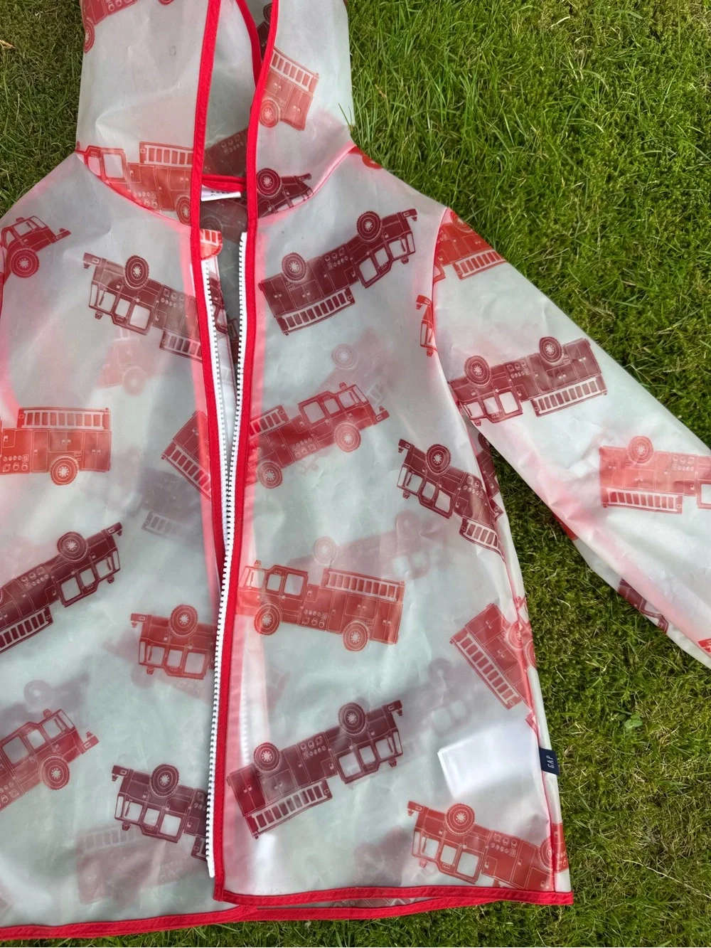 Baby Gap Boys’ Size 4 Rain Jacket | Firetrucks | EUC | Hood